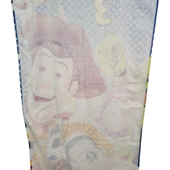 Disney Pixar Toy Story 3 Vintage Beach Pool Graphic Oversized Towl - Picture 12 of 15